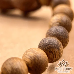 Vòng tay trầm hương đơn Cửu Vĩ Hồ Trầm - Trầm Hương Mộc Thủy