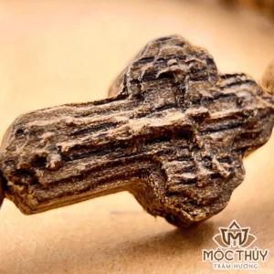 Vòng tay trầm hương đơn Thánh Giá Trầm - Trầm Hương Mộc Thủy