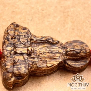 Vòng tay chỉ đỏ Bồ Tát Hộ Thân - trầm Hương Mộc Thủy