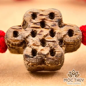 Vòng tay chỉ đỏ Đan Cát Tường