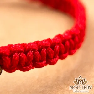 Vòng tay chỉ đỏ Đan Thánh Giá