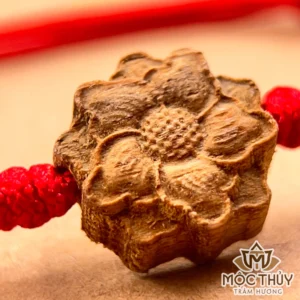 Vòng tay chỉ đỏ đơn Mai Hoa