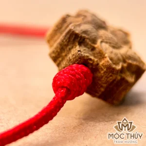 Vòng tay chỉ đỏ đơn Mai Hoa