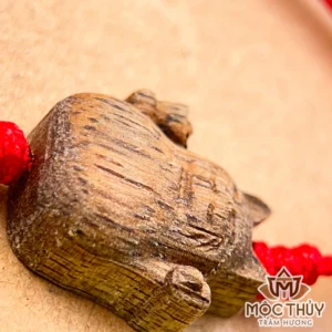Vòng tay chỉ đỏ đơn Mèo Thần Tài