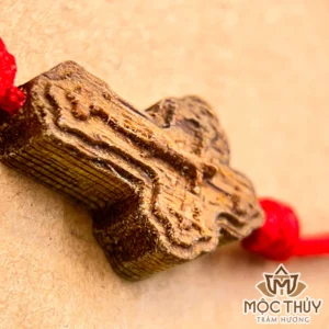 Vòng tay chỉ đỏ đơn Thánh Giá