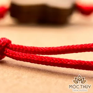 Vòng tay chỉ đỏ đơn Thánh Giá